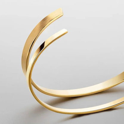 Eenvoudige gladde manchetarmband