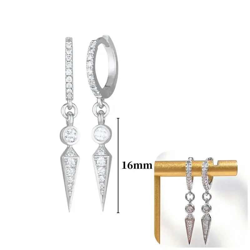 Hoepeloorbellen van 925 sterlingzilver met puntige studs-stijl