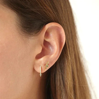 Hoepeloorbellen van 925 sterlingzilver met puntige studs-stijl