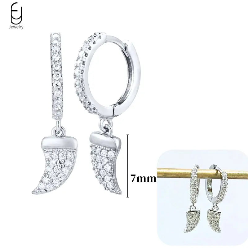 Hoepeloorbellen van 925 sterlingzilver met puntige studs-stijl