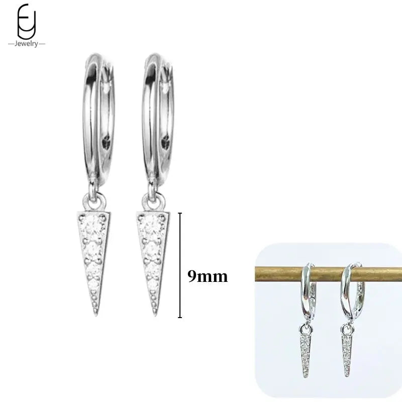 Hoepeloorbellen van 925 sterlingzilver met puntige studs-stijl